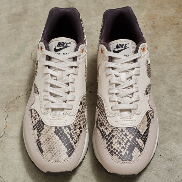 Nike Air Max 1 ‘97 ‘Light Orewood Snakeskin’ - Picture 3 of 10